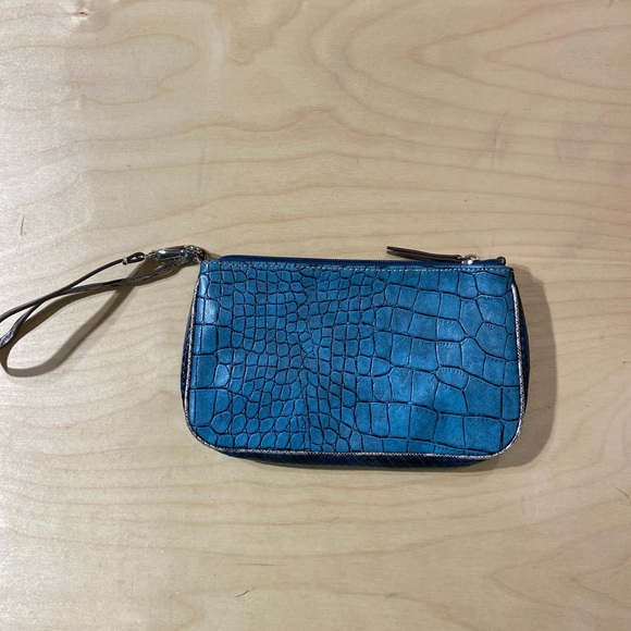 Live, Love, Loft Wallet (EZ) - Picture 6 of 10